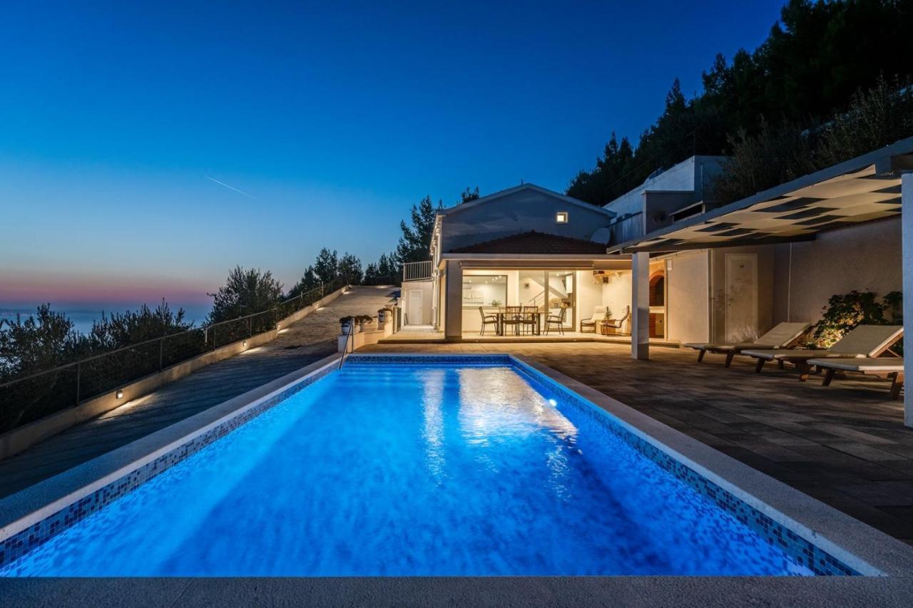 Villa Dream With Private Pool, 2 Bedrooms With En-Suite Bathrooms, Sea View Omis Exterior photo