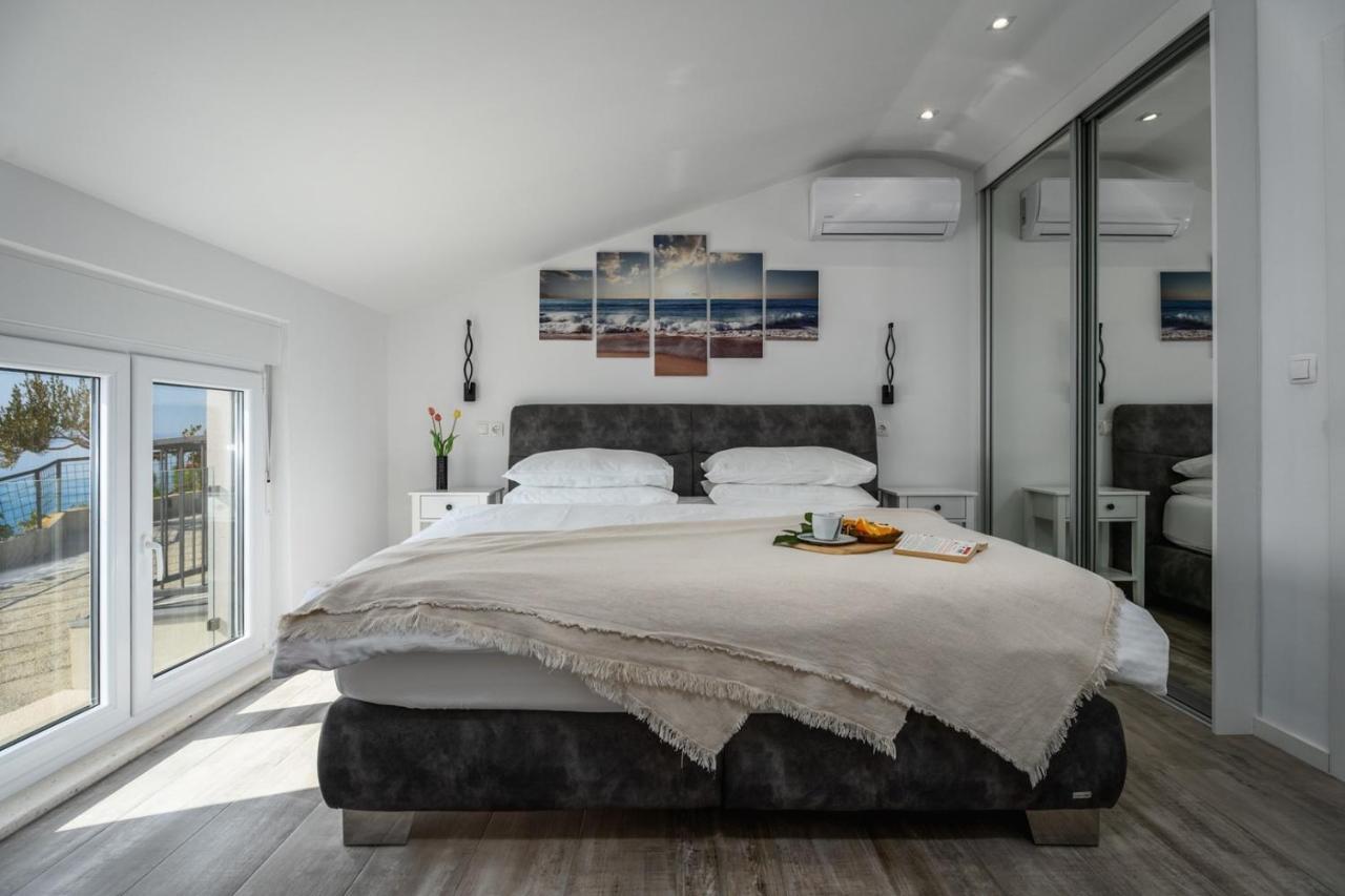 Villa Dream With Private Pool, 2 Bedrooms With En-Suite Bathrooms, Sea View Omis Exterior photo