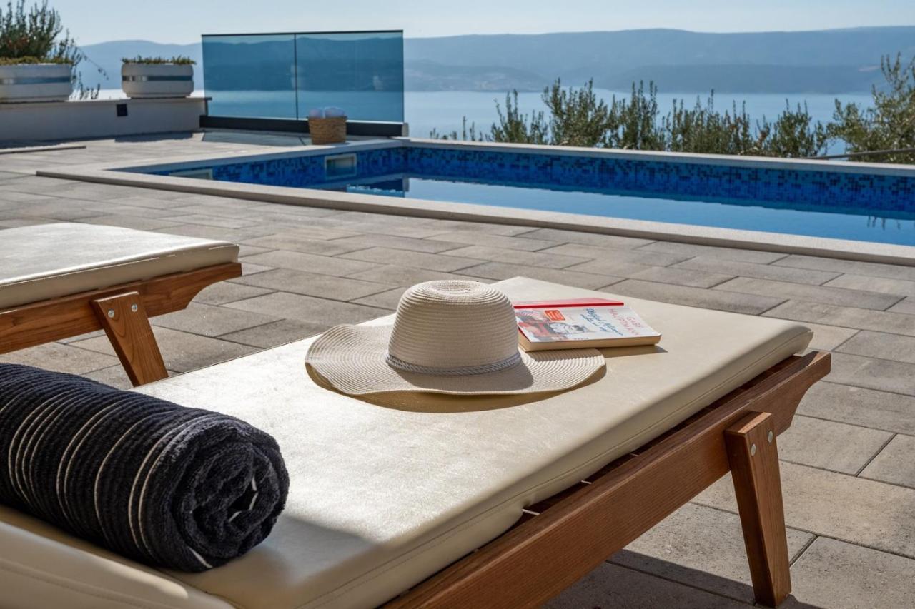 Villa Dream With Private Pool, 2 Bedrooms With En-Suite Bathrooms, Sea View Omis Exterior photo